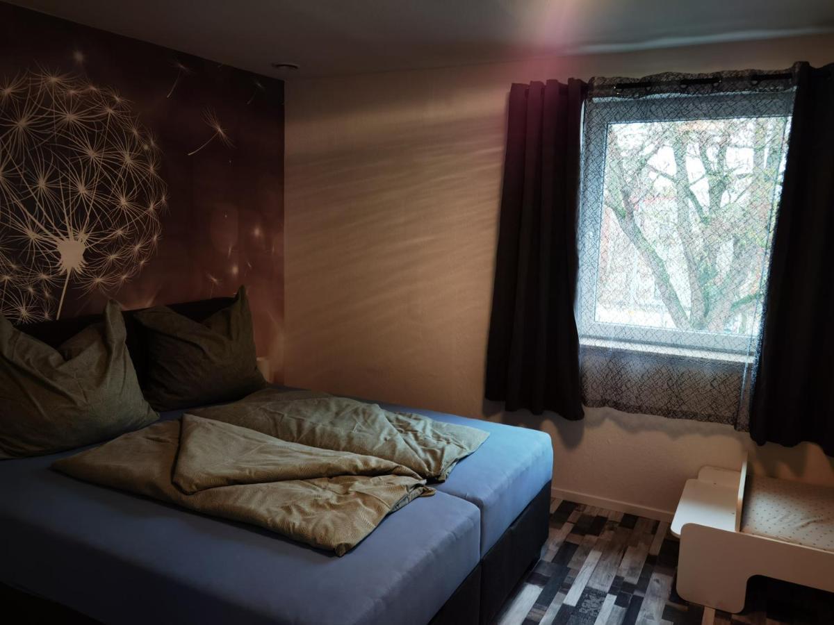 Modernes Behagliches Haus Mit Kamin, Terrasse Und Garten Magdeburg Bagian luar foto