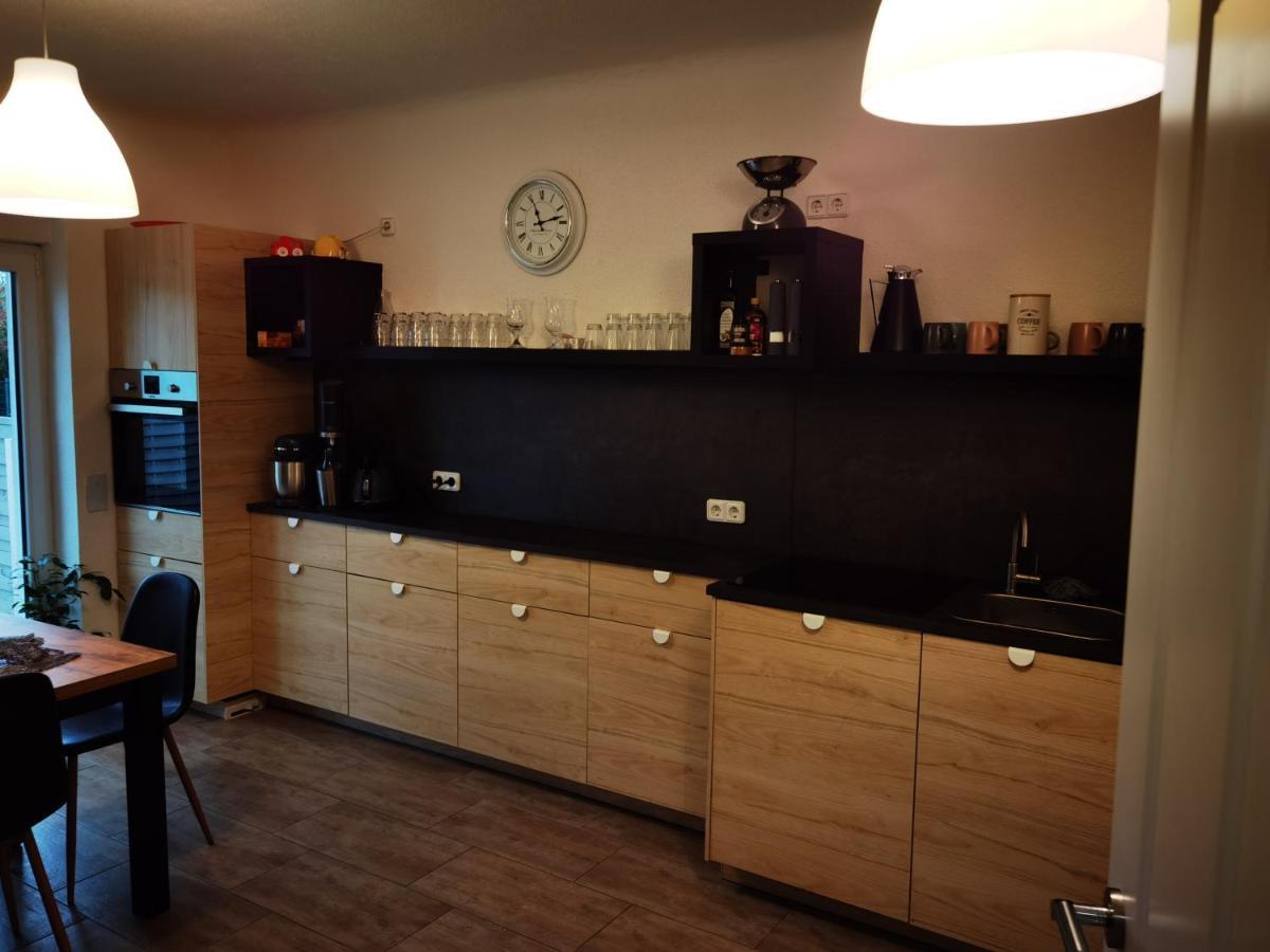 Modernes Behagliches Haus Mit Kamin, Terrasse Und Garten Magdeburg Bagian luar foto